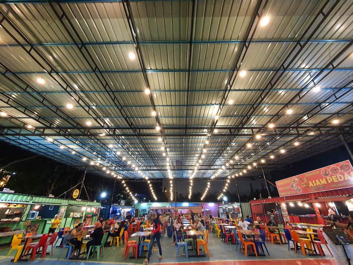 Malacca "Cloth Art Homestay" 4 Min Walk To Car Free Zone By Shine Stay מראה חיצוני תמונה